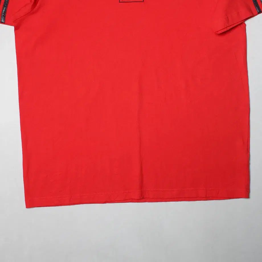 105 アディダス 半袖Tシャツ レギュラーフィット 015