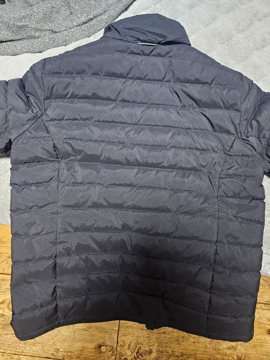 コロンビア 軽量 ダウン 105 xl