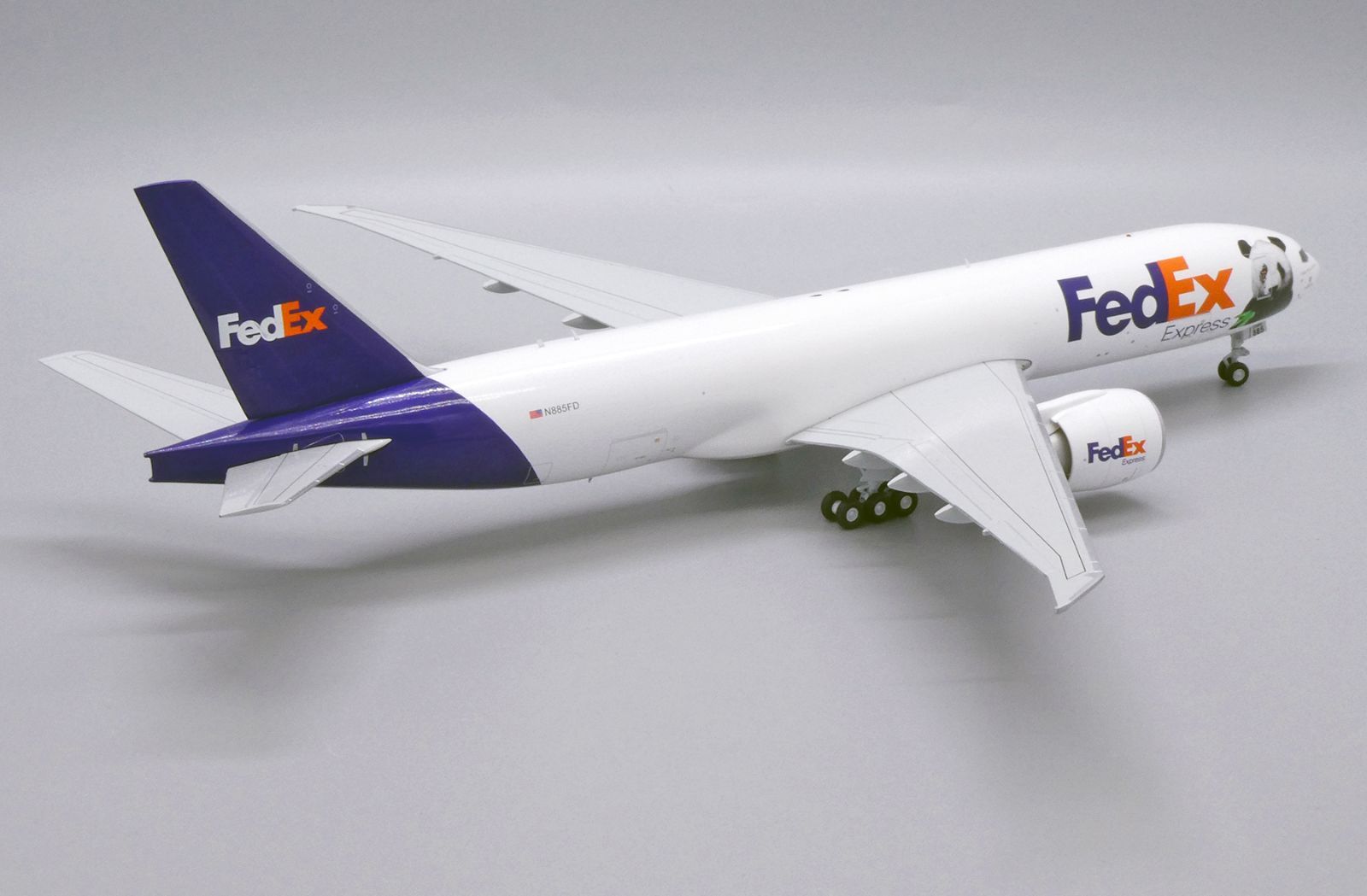 FedEx 777