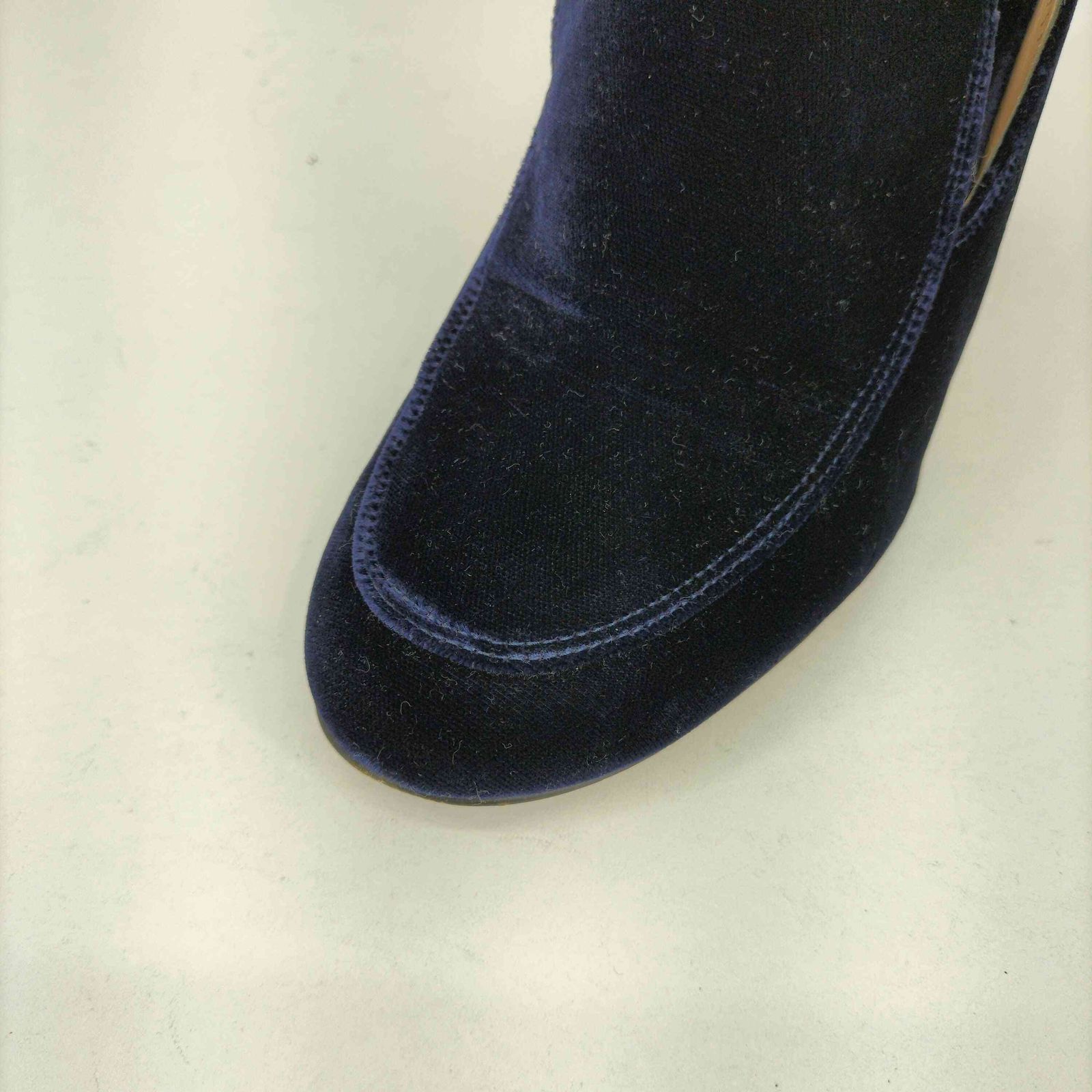 ジャンビトロッシ Gianvito Rossi ベルベットローファーパンプス