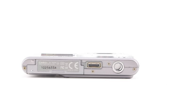 CASIO EXILIM EX-S500 ホワイト 動作確認済み ☆良品☆カシオ CASIO EXILIM EX-S500 コンパクトデジタルカメラ