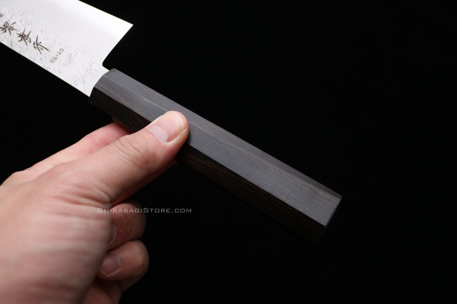 堺孝行 牛刀包丁 VG10鋼 梨地仕上 黒檀柄 240mm (14096) - メルカリ