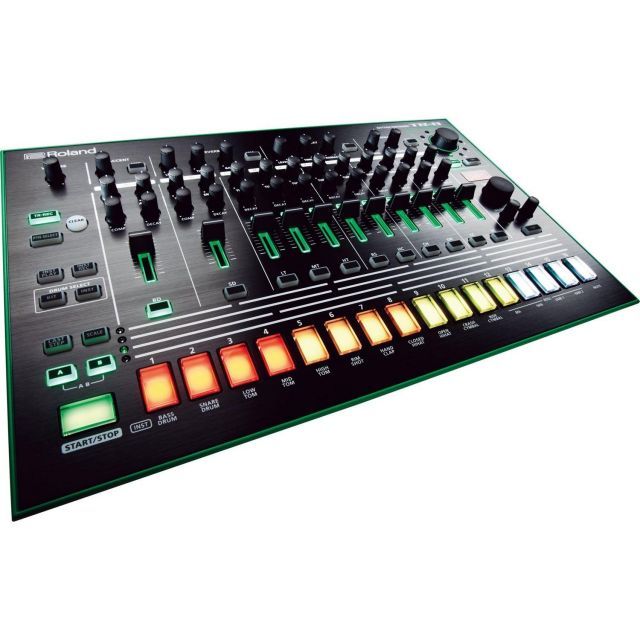 Roland AIRA TR 8 Rhythm Performer リズムパフォーマー ローランド