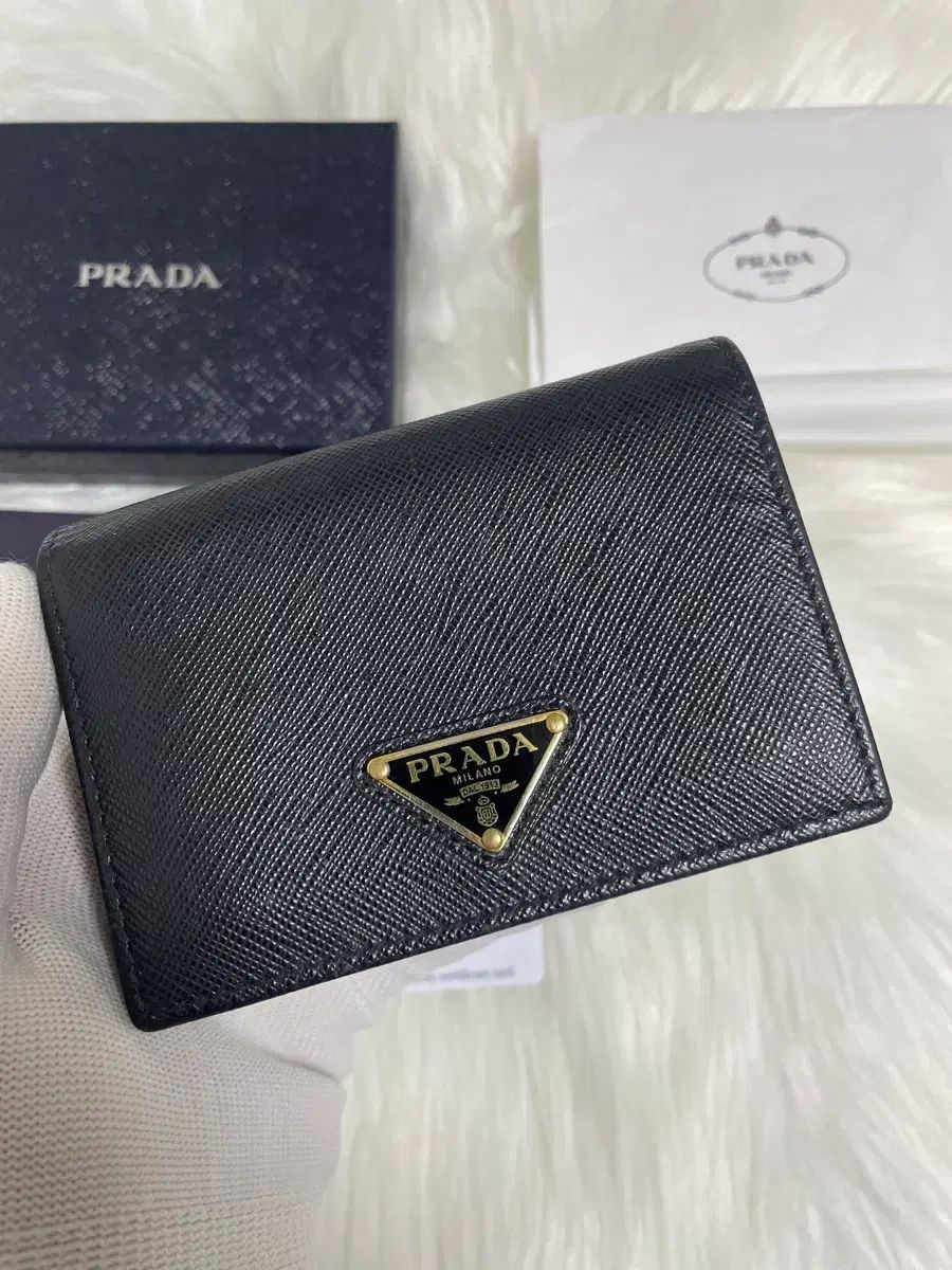 S 級 PRADA プラダ サフィアーノ 三角ロゴ ゴールド カードウォレット