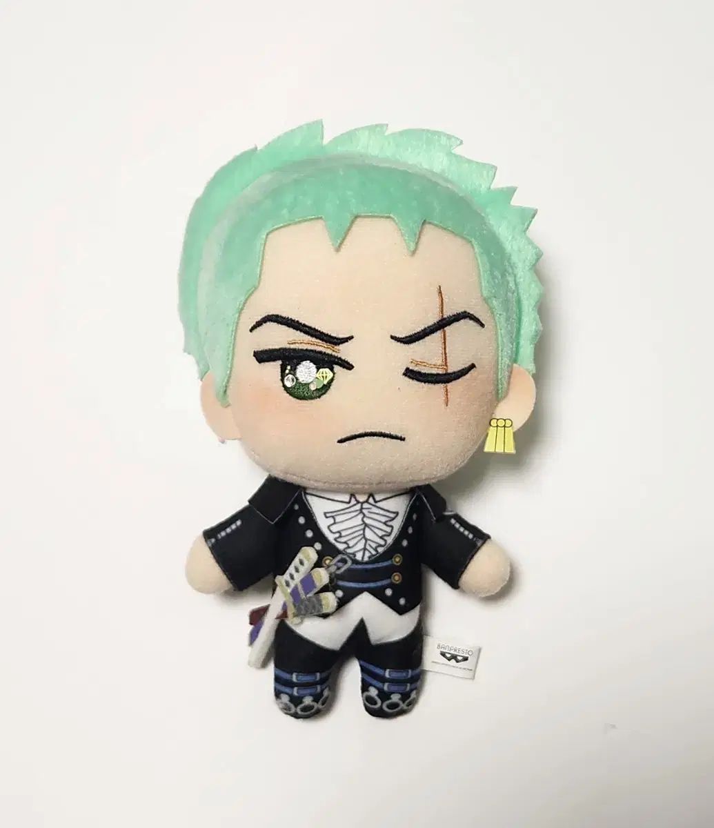 ONE PIECE ロロノア・ゾロ フィルムレッド ぬいぐるみ