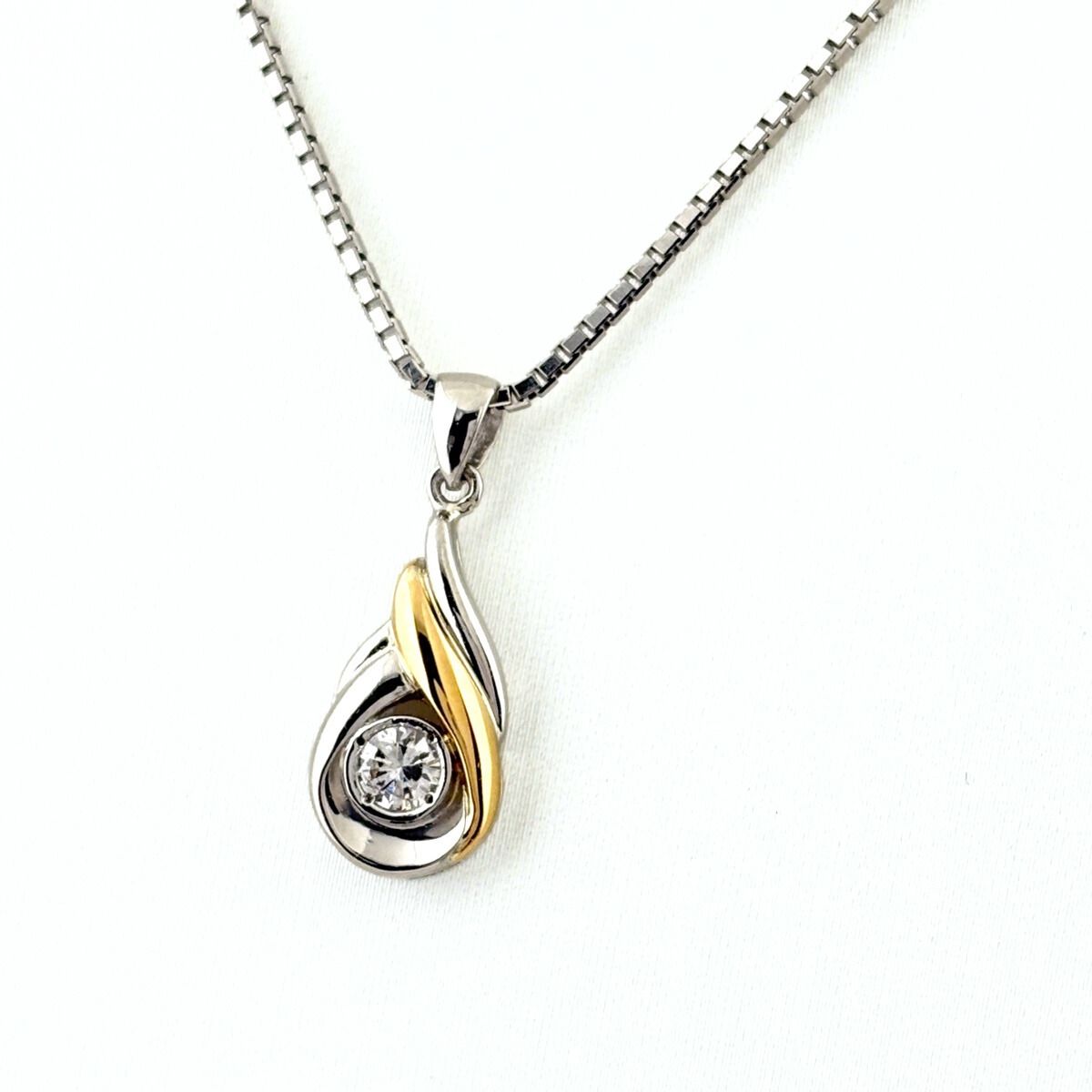メレダイヤ デザインネックレス プラチナ YG イエローゴールド ペンダント ネックレス Pt 900 850 K 18 レディース