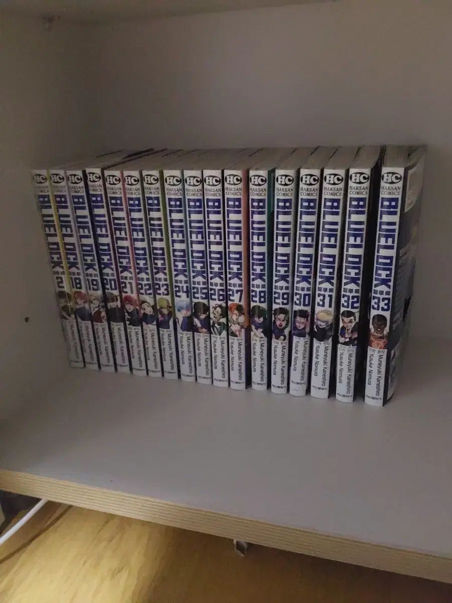 ブルーロック 漫画 2巻 18巻-33巻 まとめ