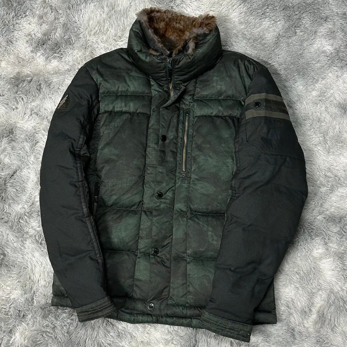 K 2グースダウン カモフラージュ ユニーク ダウン UNI