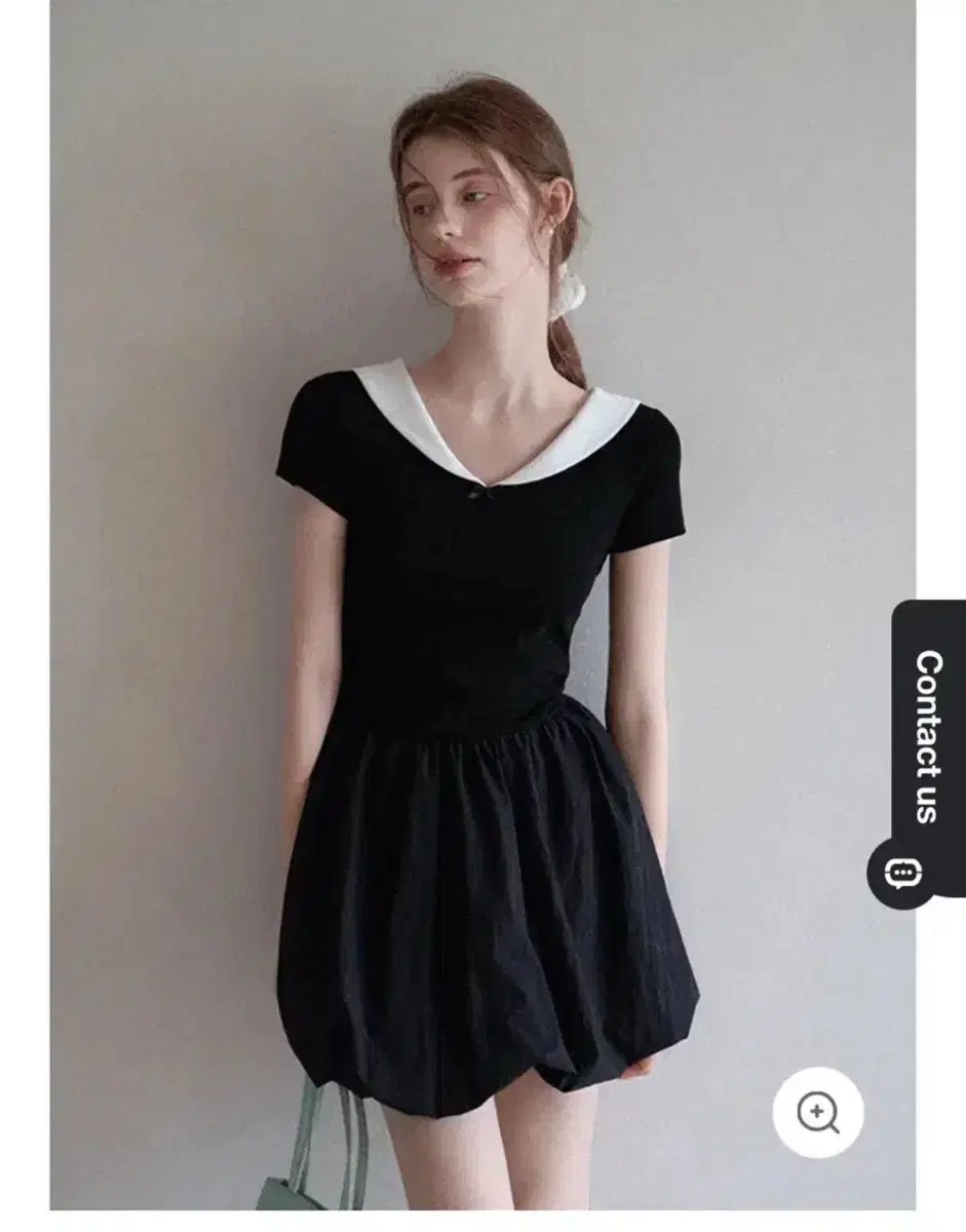 Eggka コントラスト パフ スリーブ ミニ ドレス