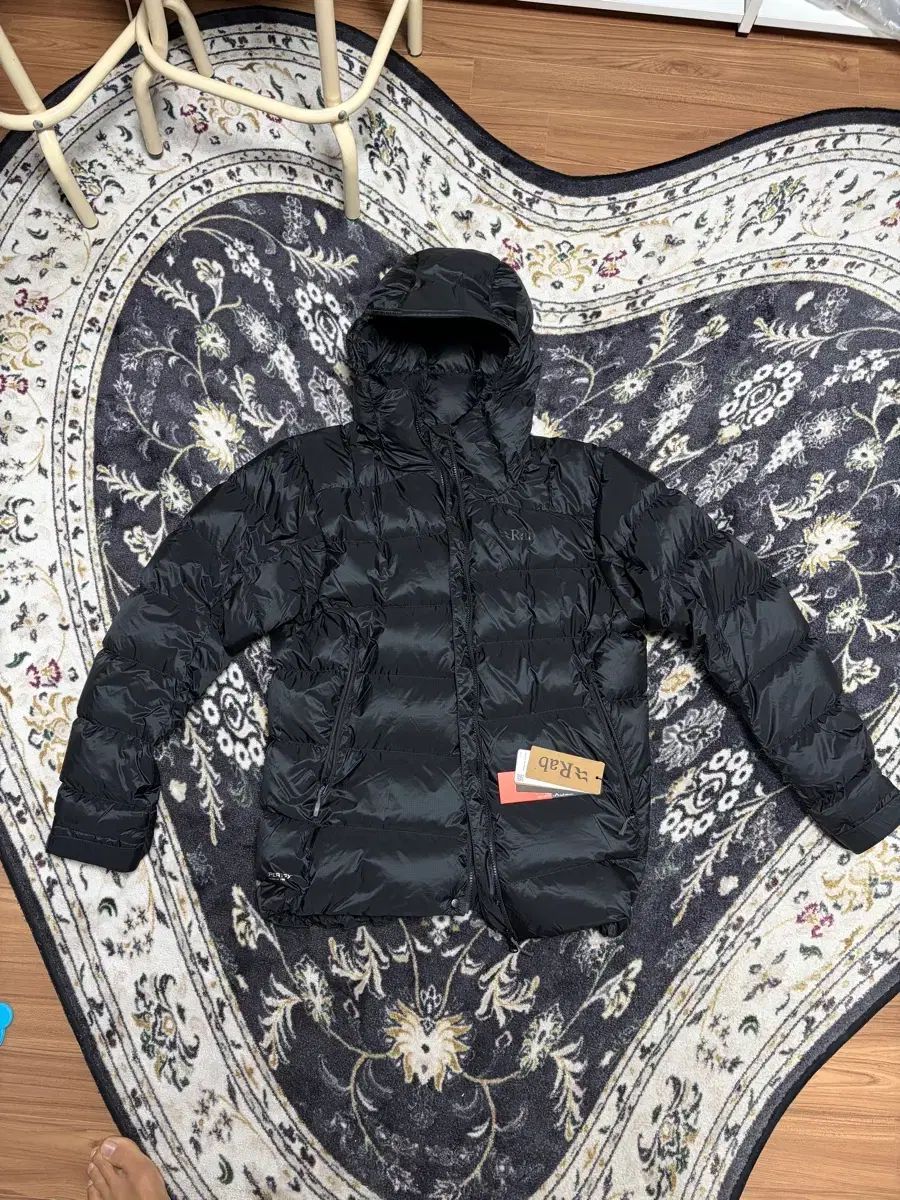 ラブ ニュートリノ プロ 黒 uk L