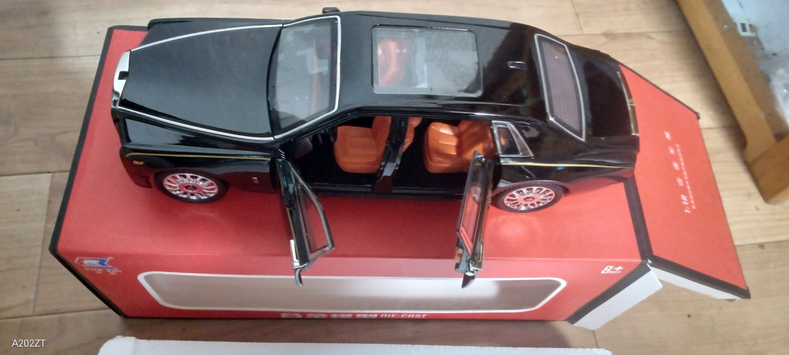 New最安値】精密1:18スケール 特大サイズ ロールス・ロイス ファントム