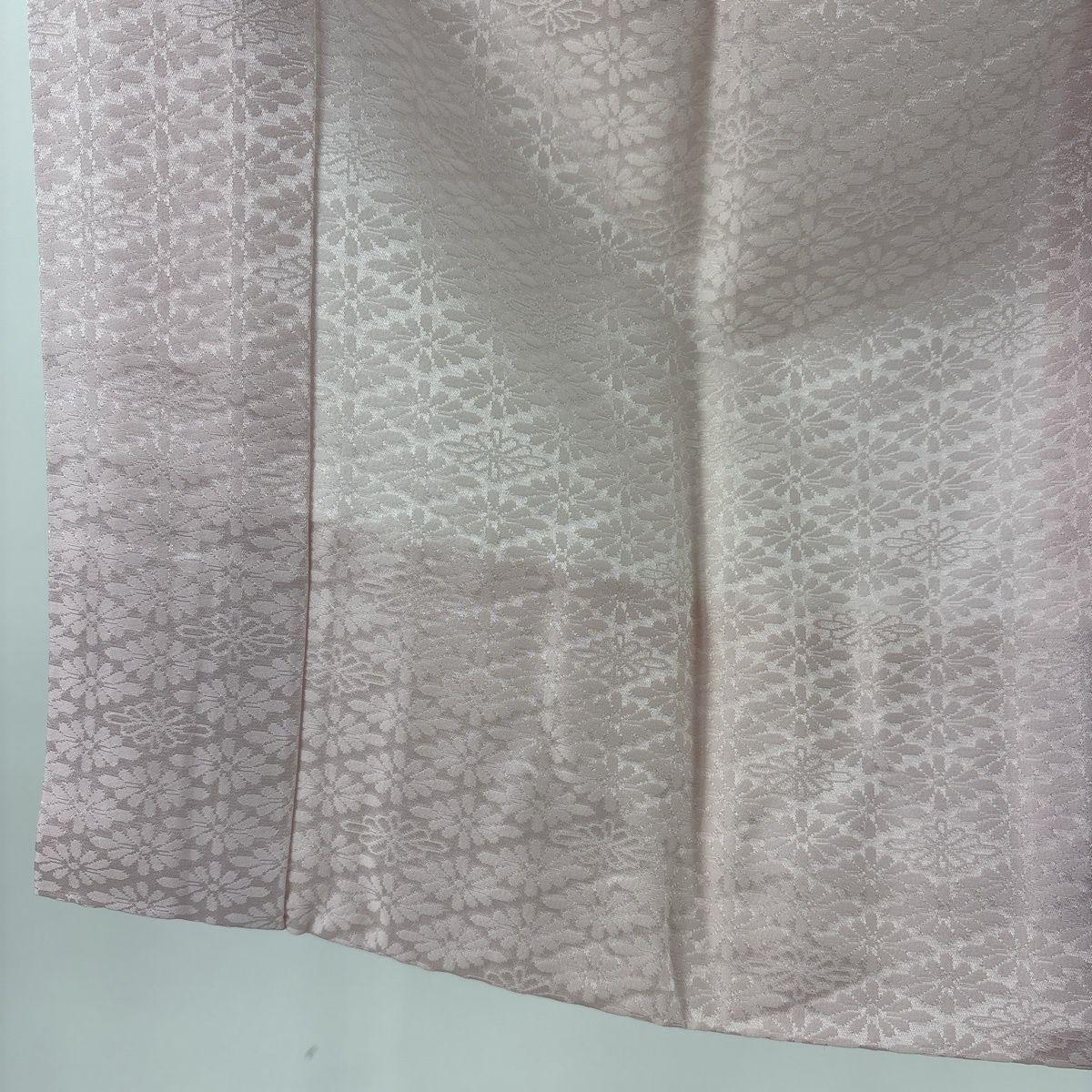 長襦袢 身丈117.5 cm 裄丈63 S 地紋 薄ピンク 正絹 秀品