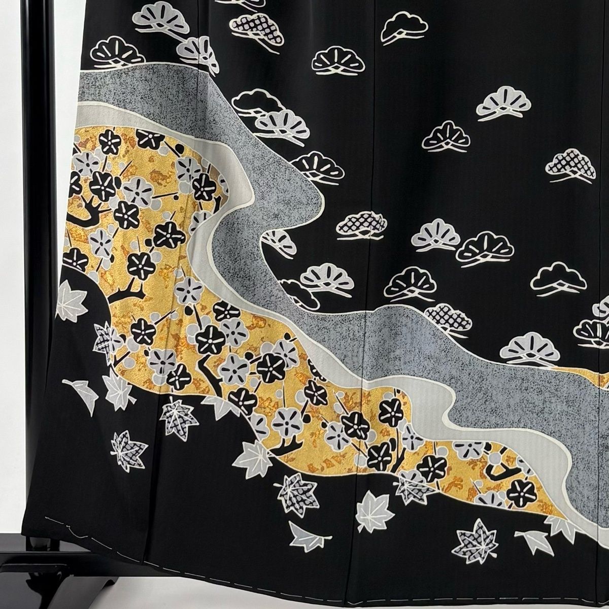 訪問着 身丈161.5 cm 裄丈67 M 袷 松竹梅 霞 金彩 染め分け 黒 正絹 秀品