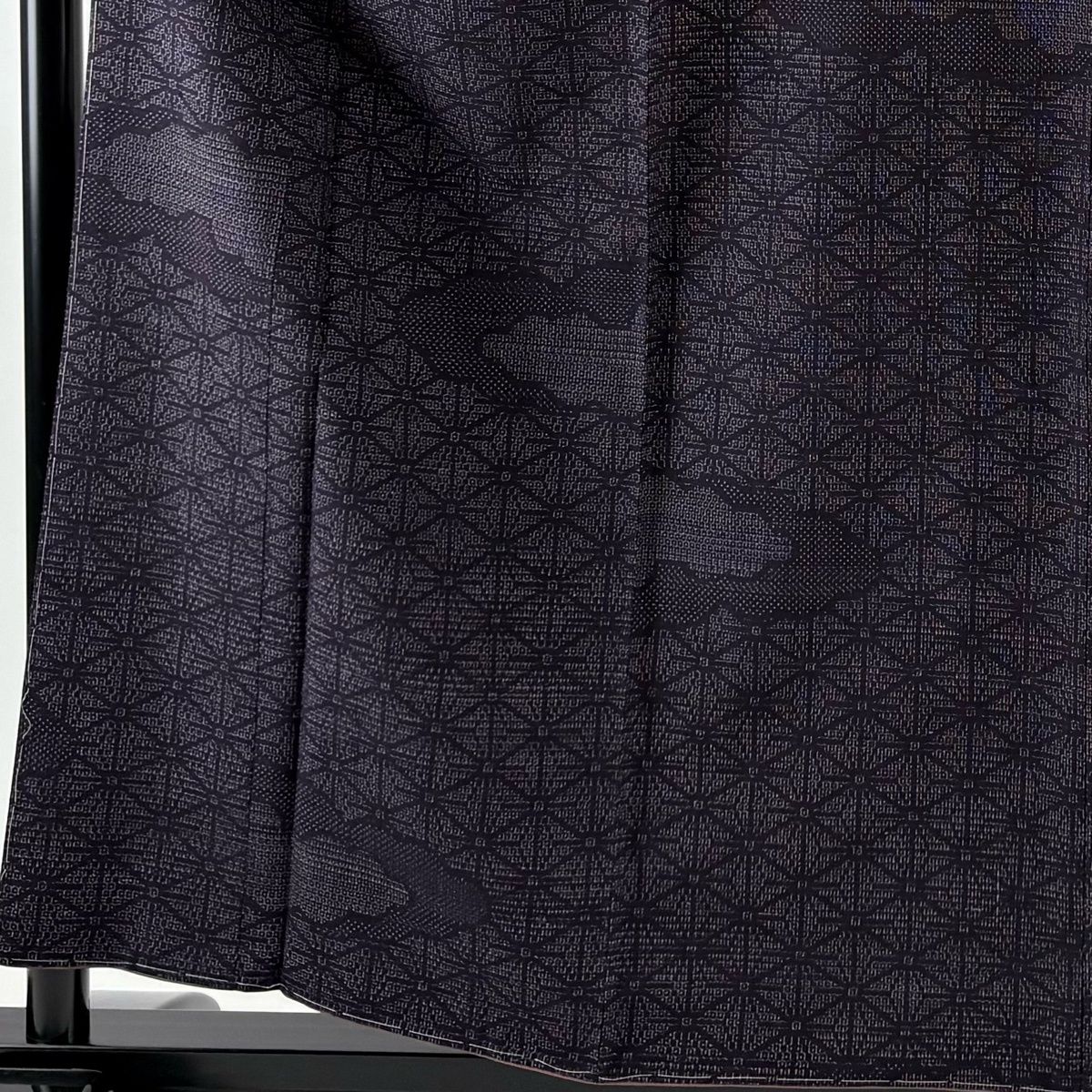 紬 身丈158.5 cm 裄丈64 M 袷 証紙 雲文 麻の葉 濃紫 正絹 秀品