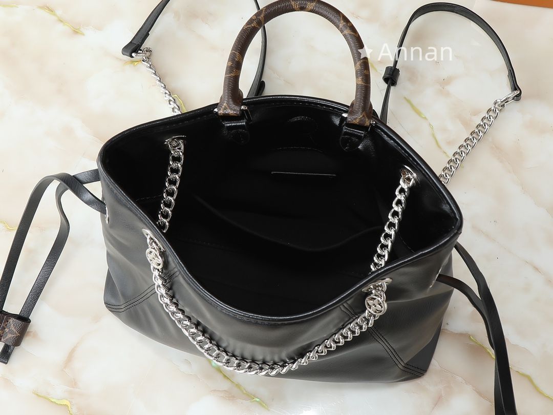  LOUIS VUITTON ルイヴィトン リュックバックパック リュック バックパック バッグ