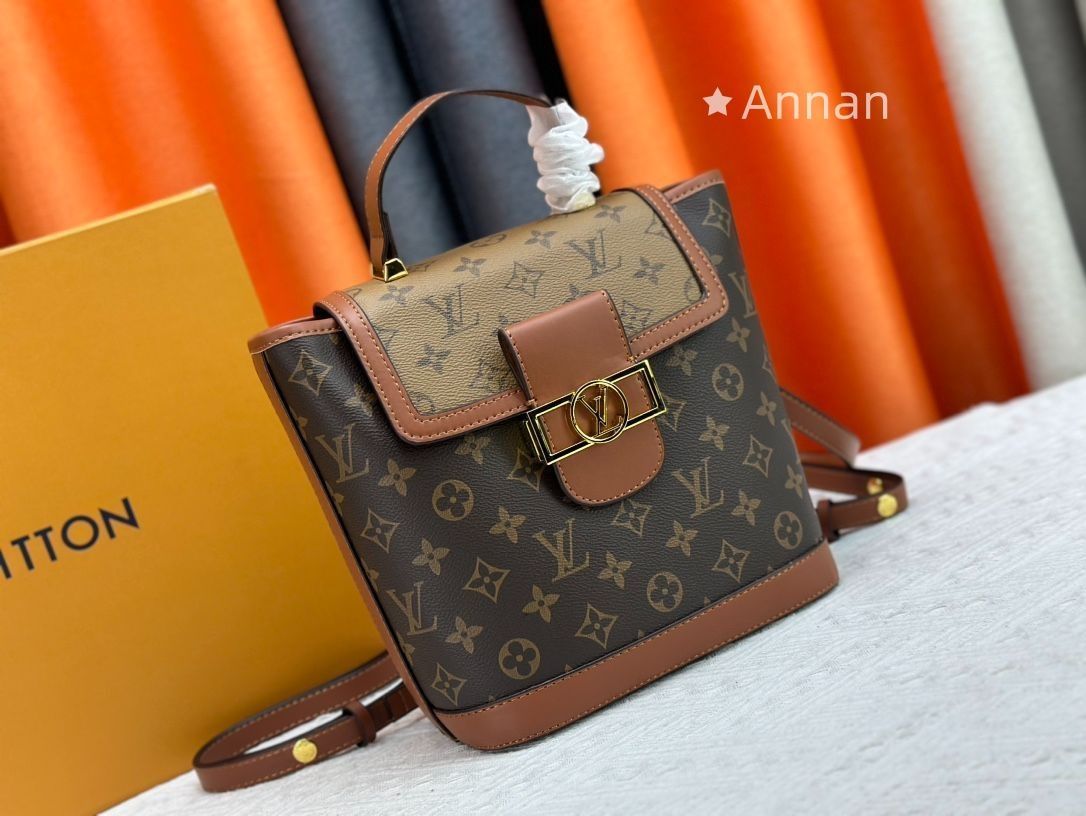 LOUIS VUITTON ルイヴィトン リュックバックパック モノグラム