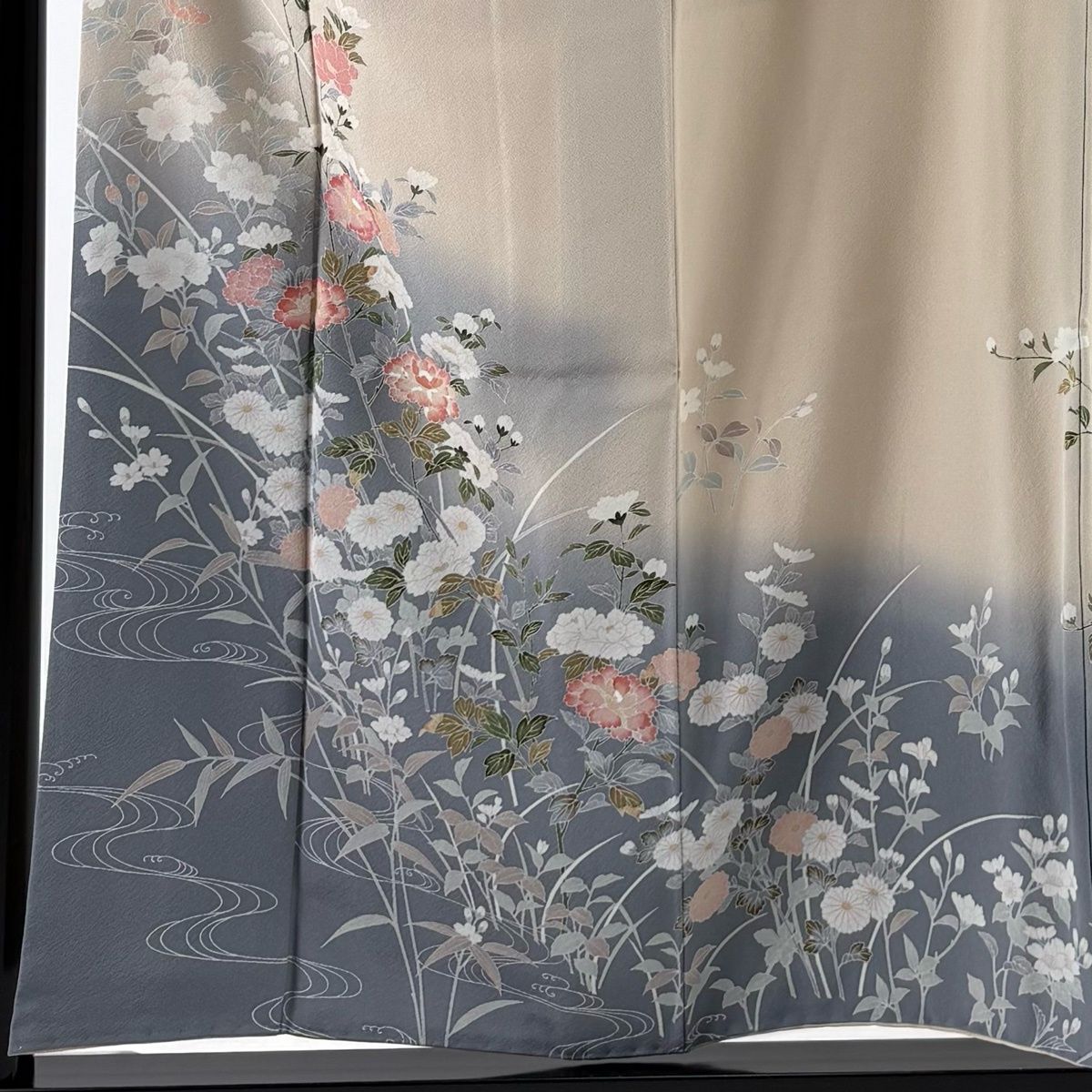 訪問着 身丈156 cm 裄丈62 S 袷 草花 流水 ぼかし ピンクベージュ 正絹 秀品