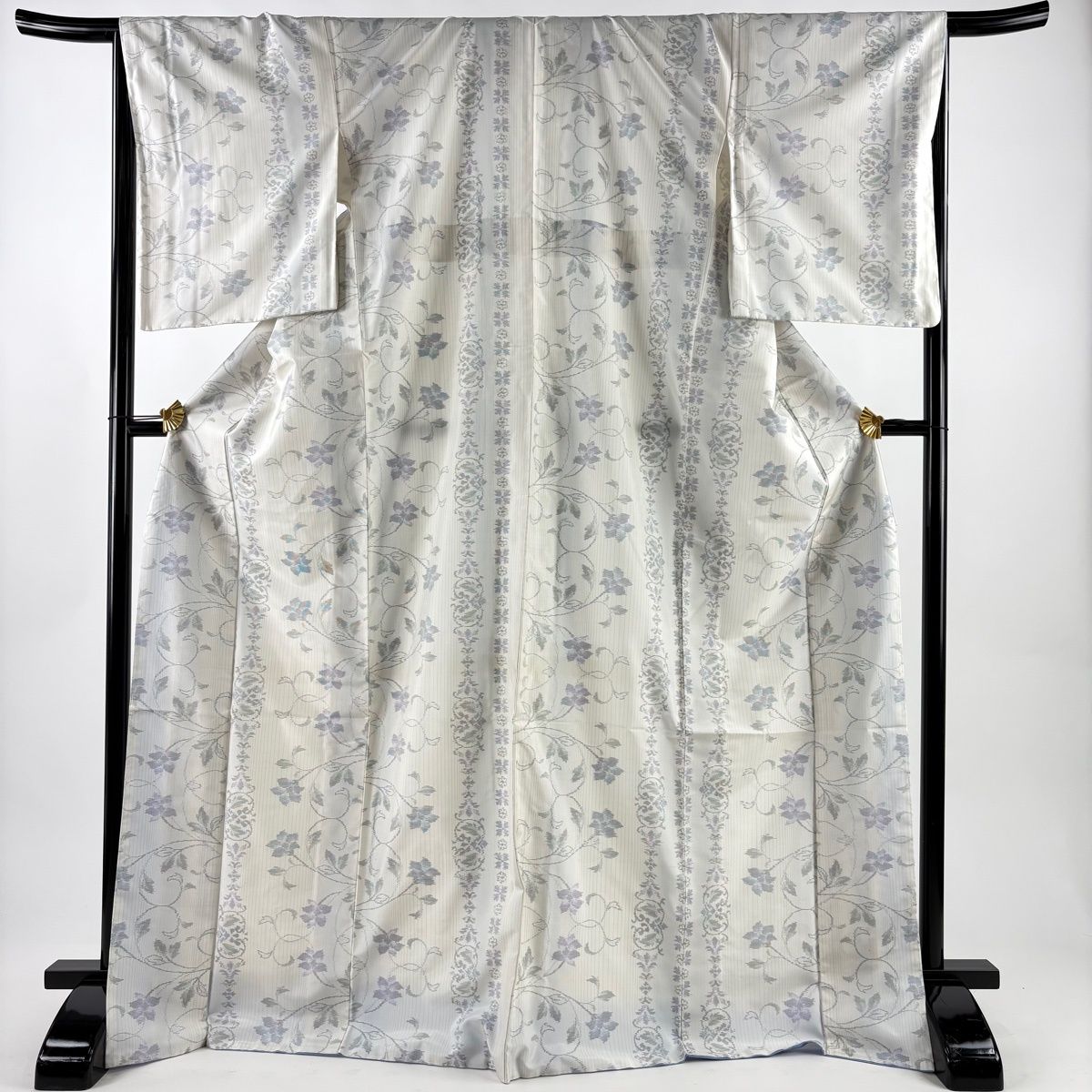 大島紬 身丈172 cm 裄丈65.5 M 袷 アンサンブル 証紙 花唐草 縦縞 灰白 正絹 秀品