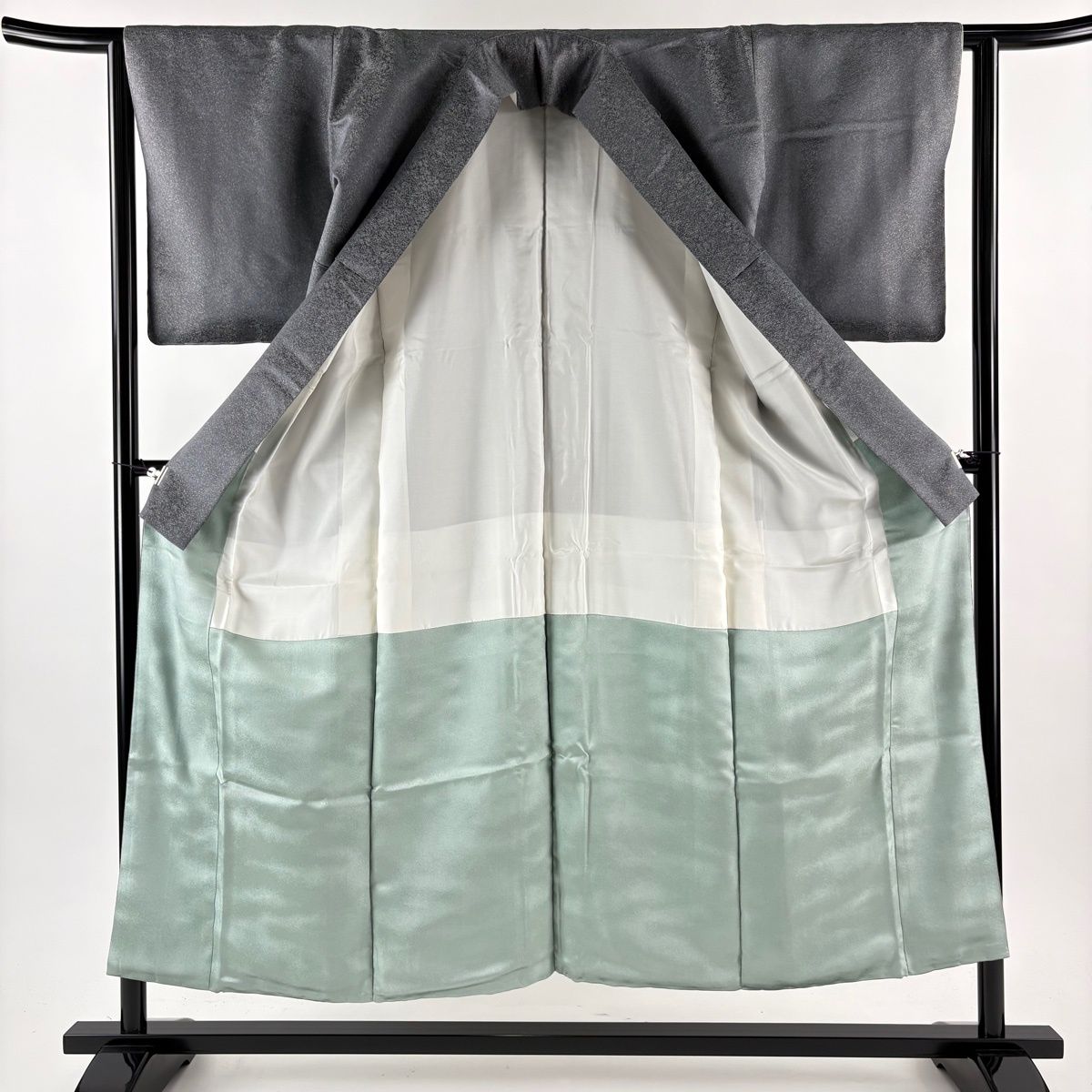  付下げ 身丈150.5 cm 裄丈63 S 袷 久保田一竹工房 やまと 落款 花 霞ぼかし 金通し 灰色 正絹 訪問着 付け下げ 着物