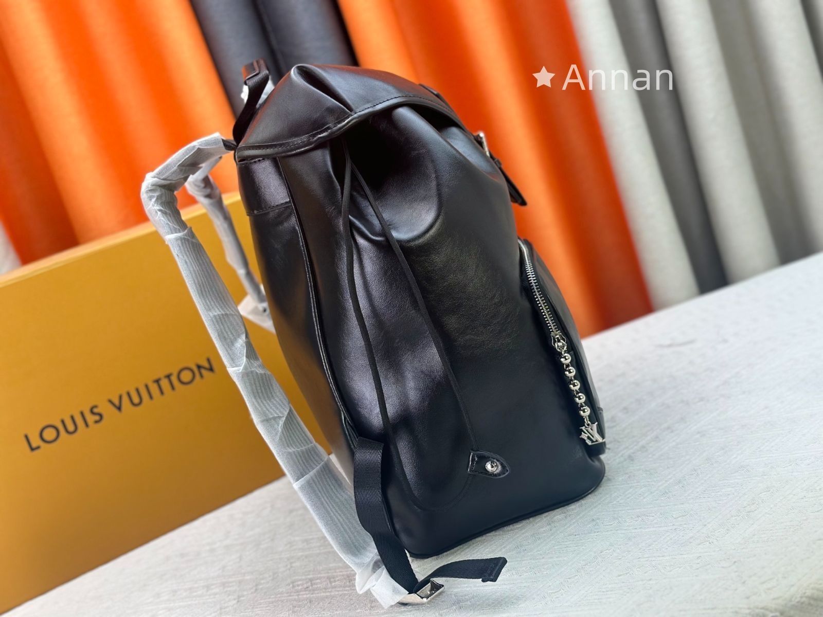  LOUIS VUITTON ルイヴィトン リュック バックパック 男女兼用 リュック バックパック バッグ