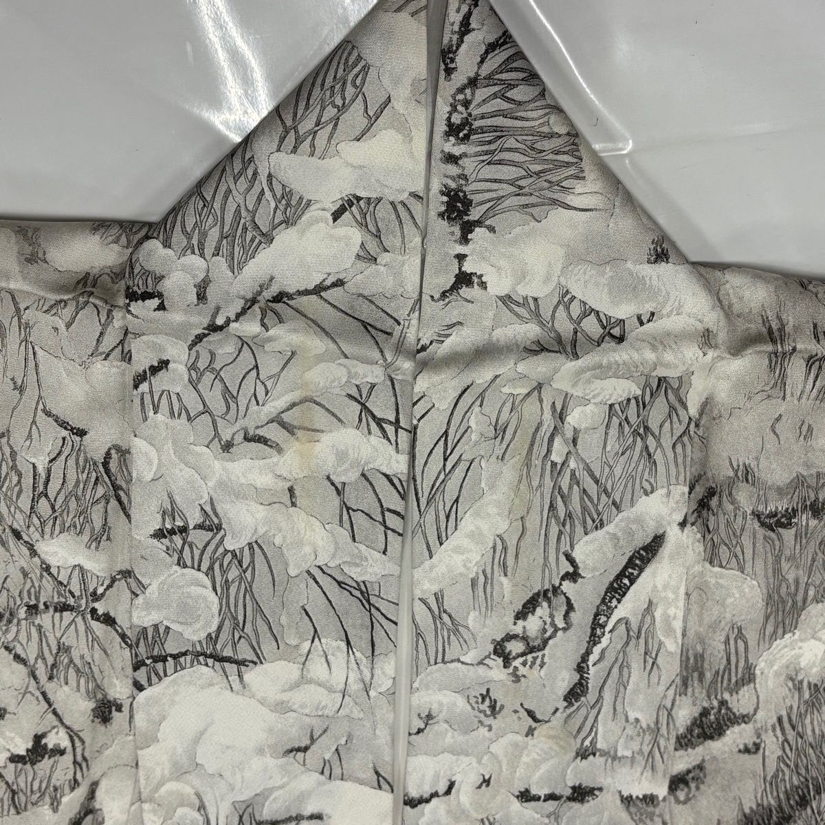  訪問着 身丈164 cm 裄丈64.5 M 袷 山岡古都 落款 樹木 雪 ぼかし 灰色 正絹 訪問着 付け下げ 着物