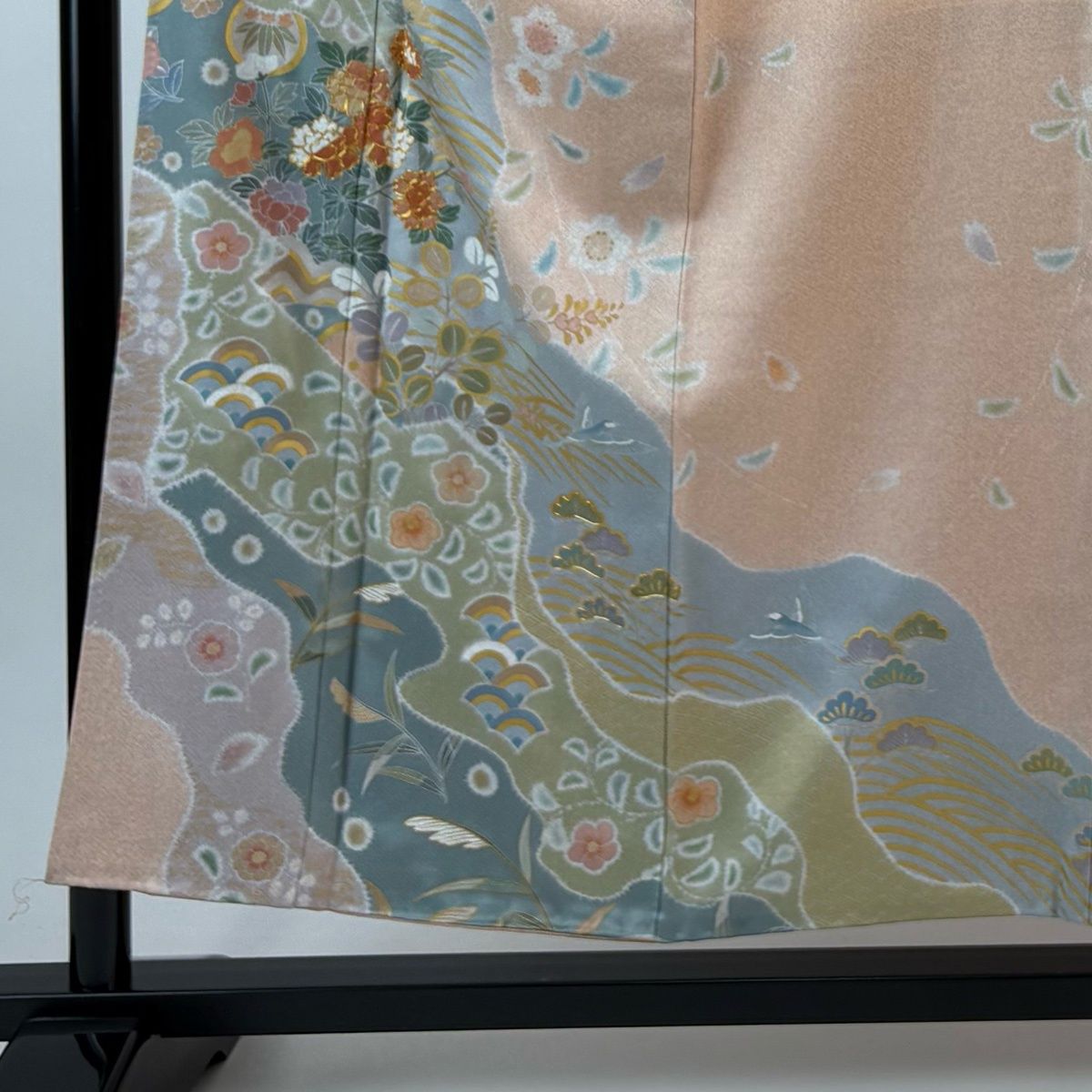 訪問着 身丈155 cm 裄丈63.5 S 袷 落款 草花 青海波 金糸 金彩 ピンク 正絹 名品