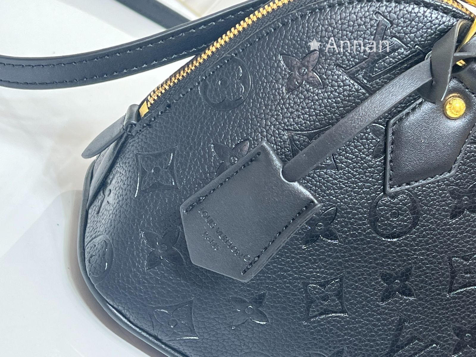 ショルダーバッグ レディース