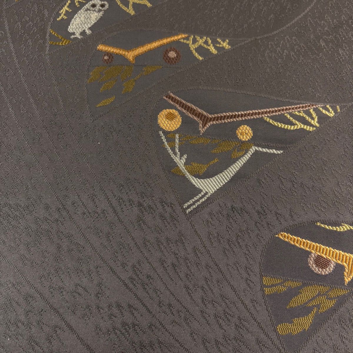 名古屋帯 秀品 ふくろう 動物 灰色 正絹