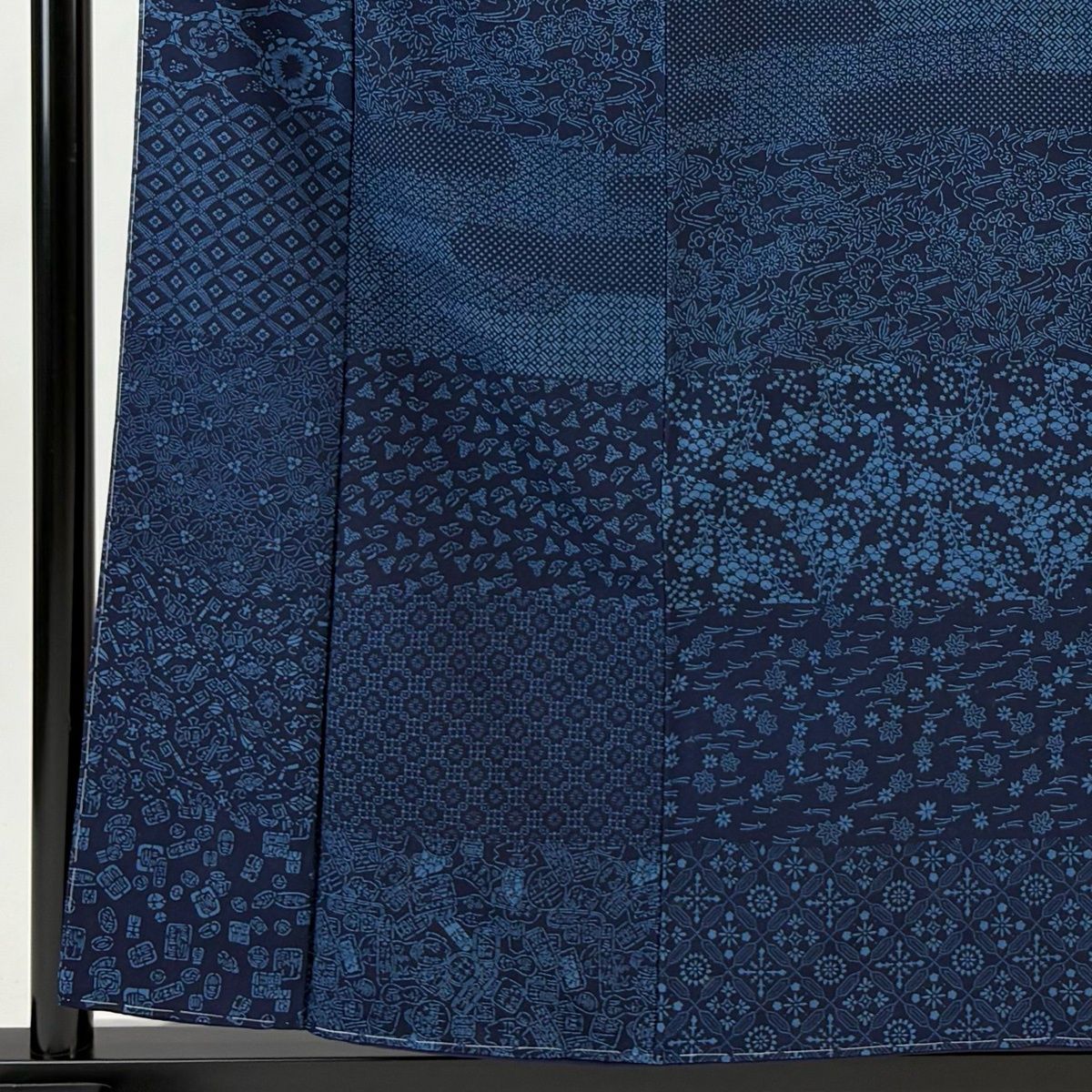 小紋 身丈157 cm 裄丈65 M 袷 草花 寄せ柄 藍色 正絹 名品