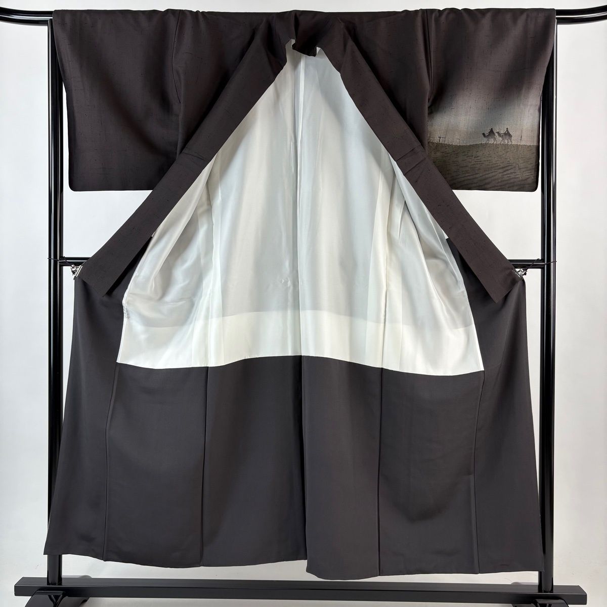  付下げ 身丈152 cm 裄丈66 M 袷 紬地 落款 ラクダ 月 ぼかし 焦茶色 正絹 訪問着 付け下げ 着物