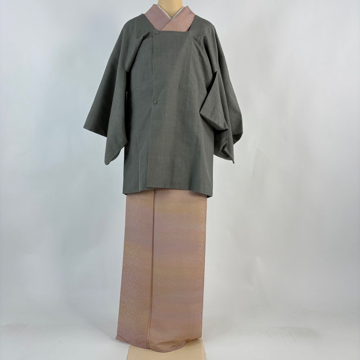 道行 身丈84.5 cm 裄丈63.5 S 本場結城紬地 和装コート 都衿 証紙 無地 灰緑 正絹