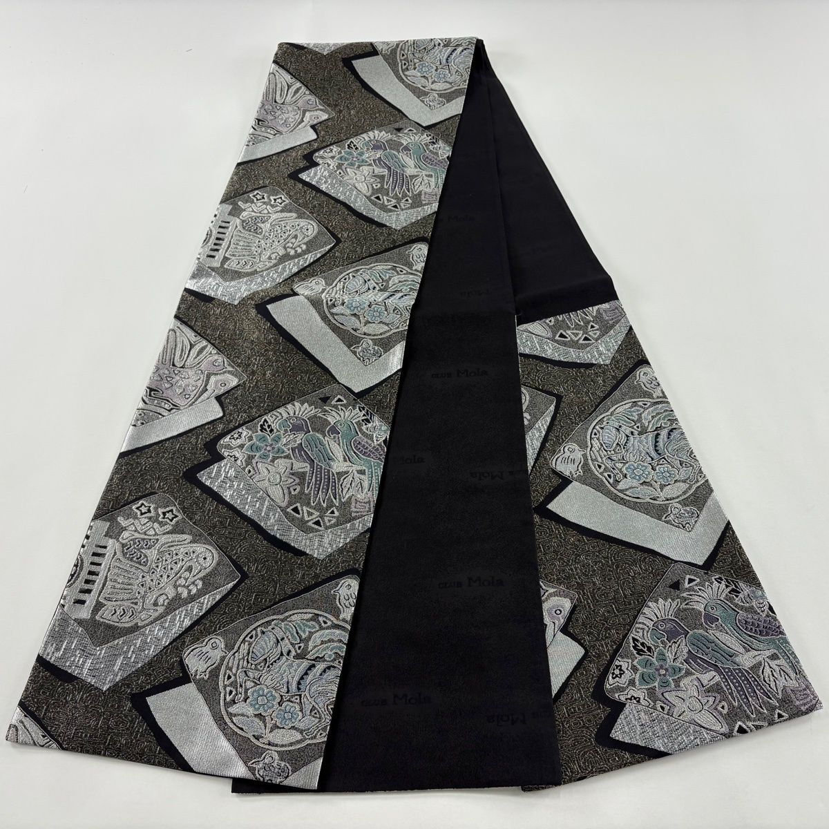 美品】 袋帯 名品 鳥 動物 金銀糸 銀色 六通 正絹 【中古】 - メルカリ