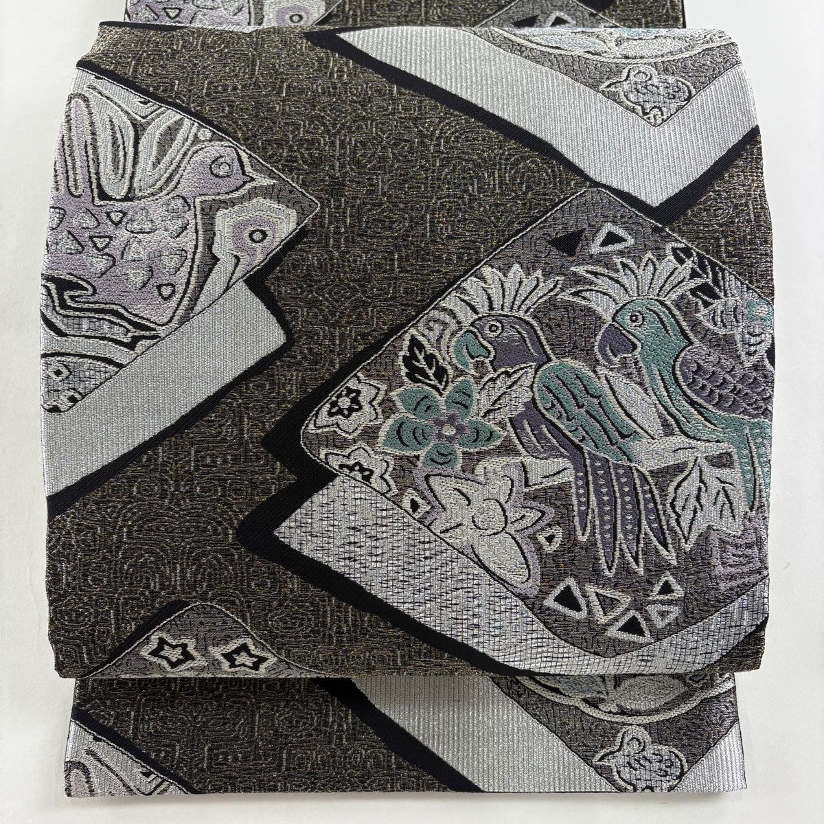 美品】 袋帯 名品 鳥 動物 金銀糸 銀色 六通 正絹 【中古】 - メルカリ