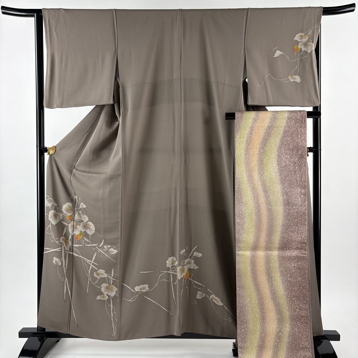 訪問着 身丈158 cm 裄丈65 M 袷 落款 葉と実 刺繍 灰茶 正絹 秀品