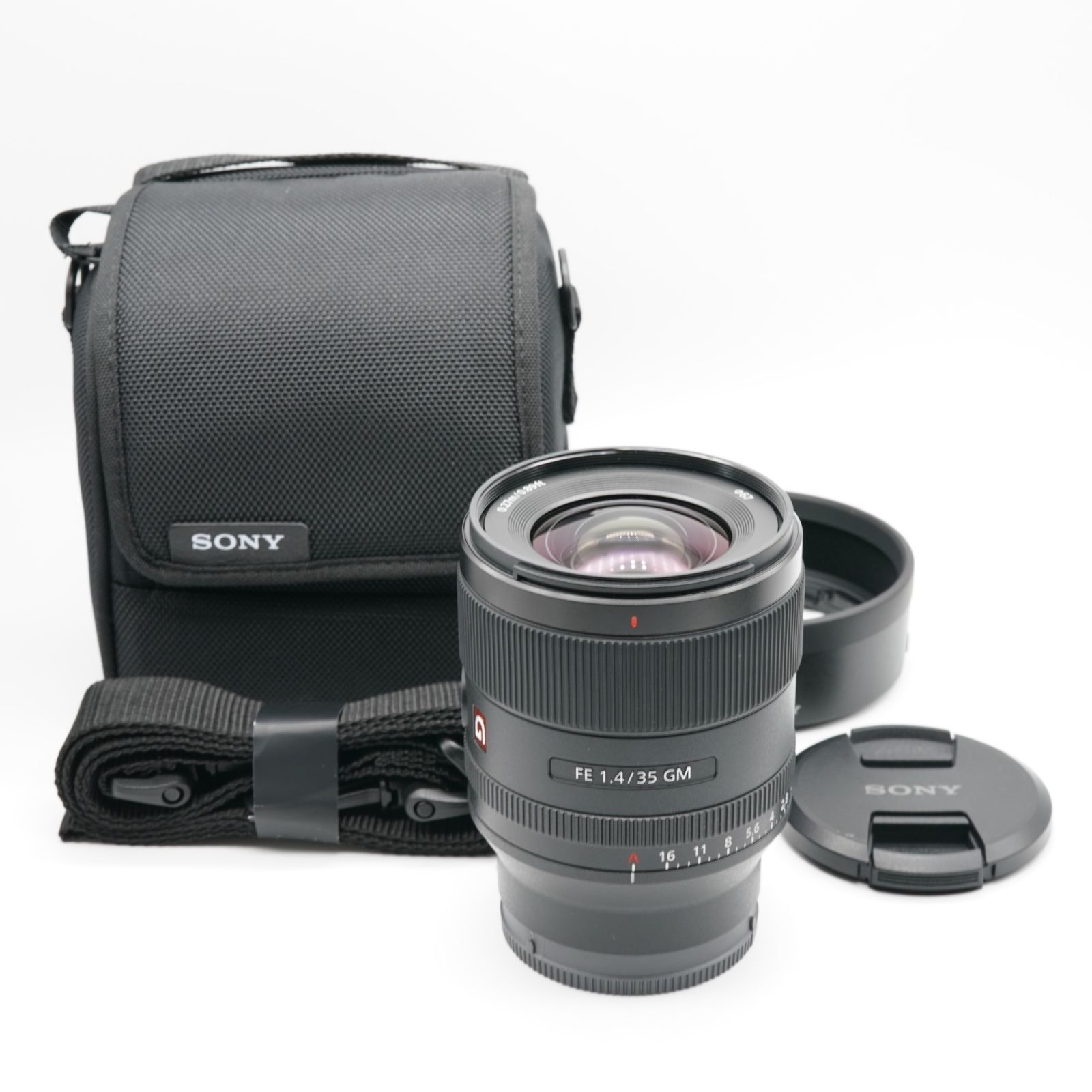 ほぼ ソニー FE 35 mm F 1.4 GM あると嬉しい フード ケース付