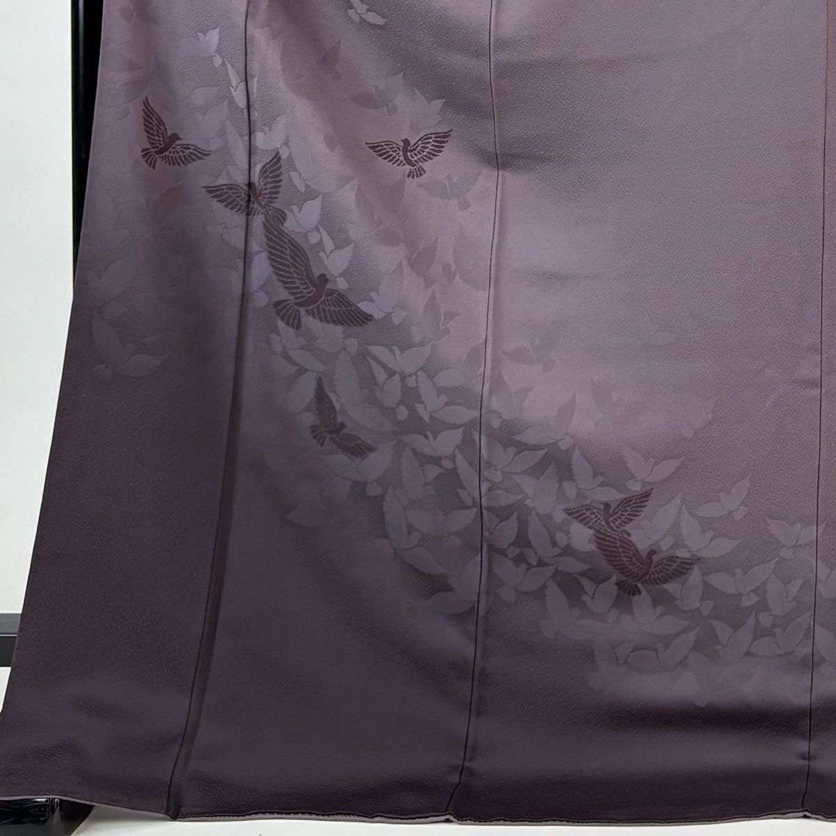 付下げ 身丈177 cm 裄丈69 L 袷 斉藤三才 落款 鳥 地紋 ぼかし 灰紫 正絹 秀品 一つ紋