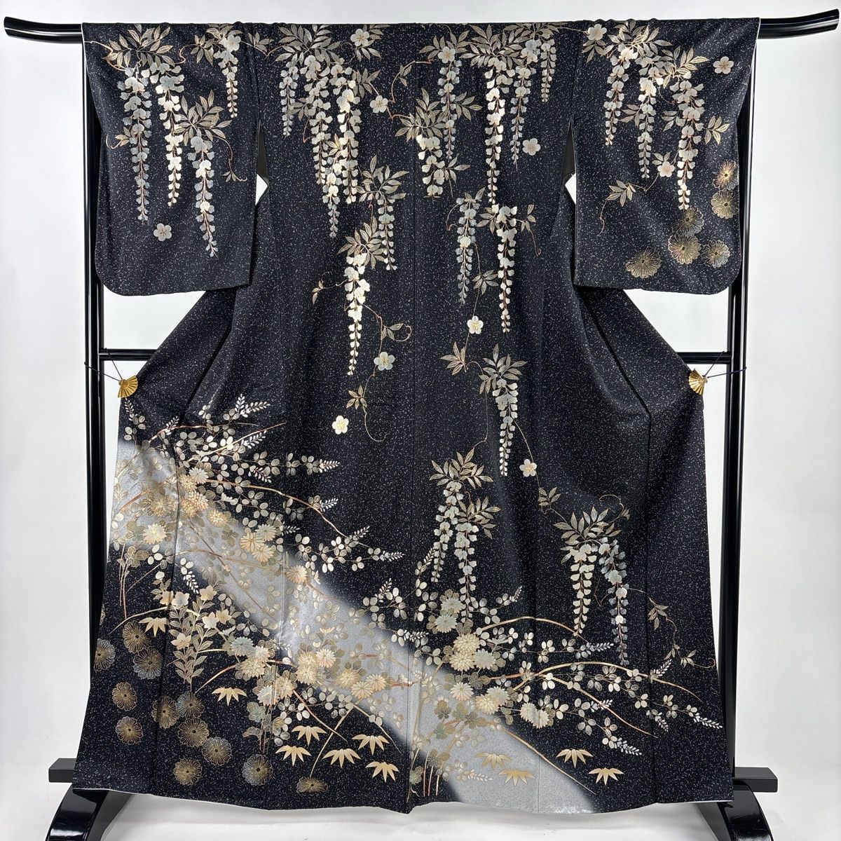 訪問着 身丈165.5 cm 裄丈66 M 袷 秋草 笹 金糸 金銀彩 黒 正絹 秀品