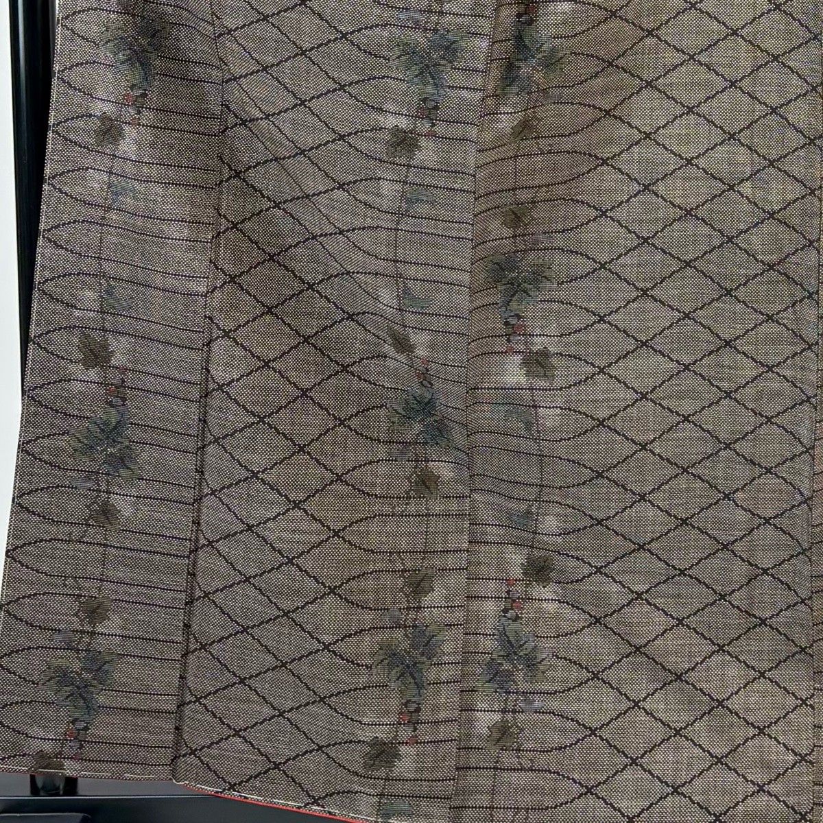 紬 身丈162.5 cm 裄丈65.5 M 袷 葡萄 菱 焦茶色 正絹 秀品