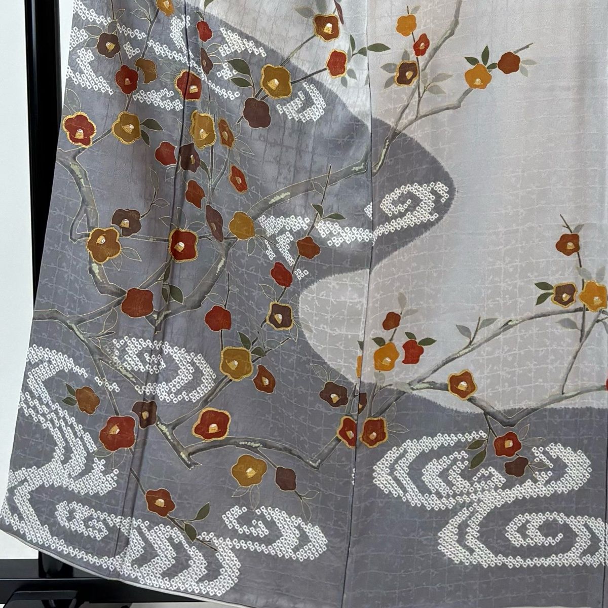 訪問着 身丈159.5 cm 裄丈65 M 袷 椿 霞 金銀彩 絞り 灰紫 正絹 秀品