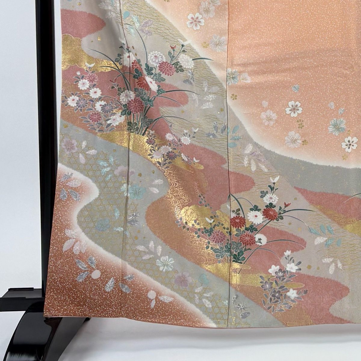 訪問着 身丈164.5 cm 裄丈67 M 袷 菊 霞 金彩 絞り 薄オレンジ 正絹 秀品