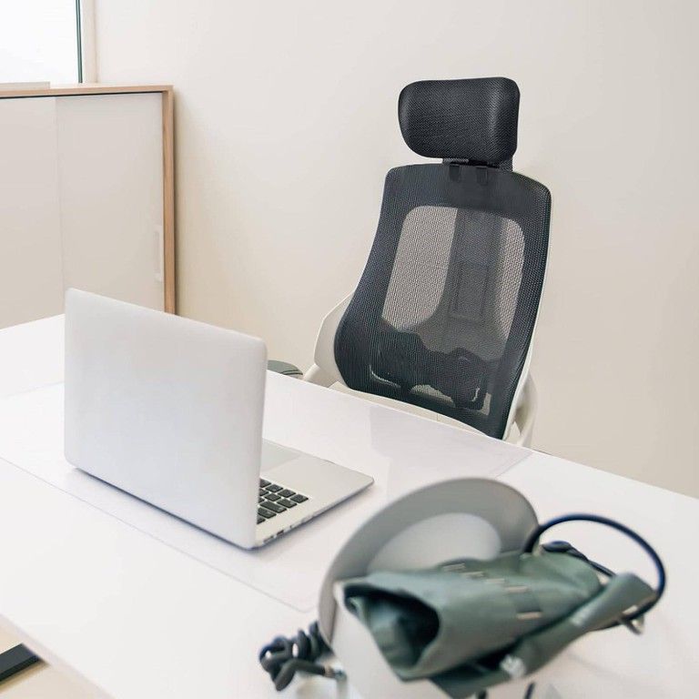 工具不要 高さ＆角度調整 エルゴノミック ヘッドレスト オフィスチェア ゲーミングチェア用 後付け ドリル不要 通気性メッシュ 姿勢サポート 耐久性 ブラック