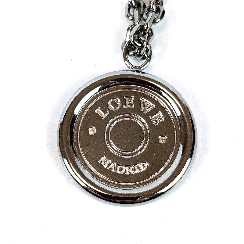 LOEWE ロエベ コインモチーフ バッグチャーム キーホルダー メンズ レディース シルバー系 メダル チェーン ブランド