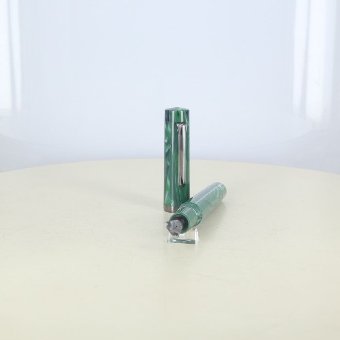 sailor ルミナスシャドー