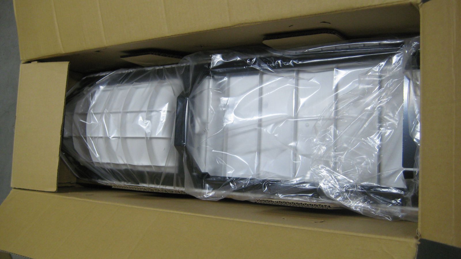 R ベビーチェア