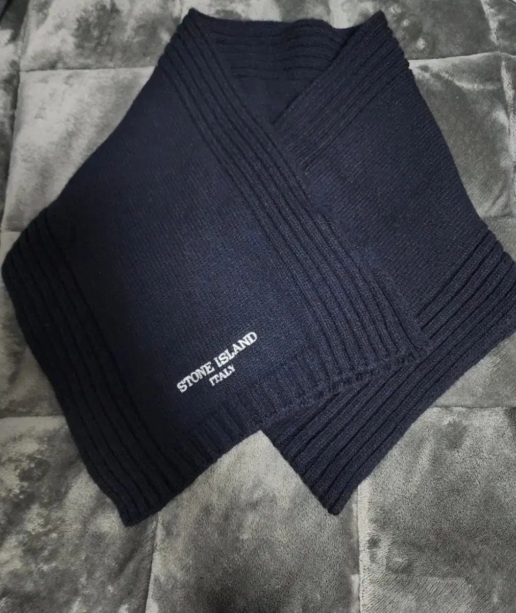 ストーンアイランド ニット マフラー - メルカリ