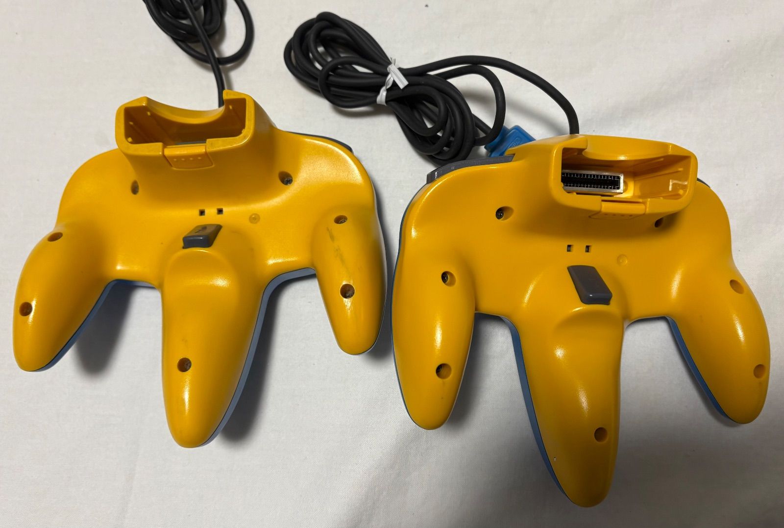  ニンテンドー64 ピカチュウエディション ブルー 本体(64) NINTENDO64