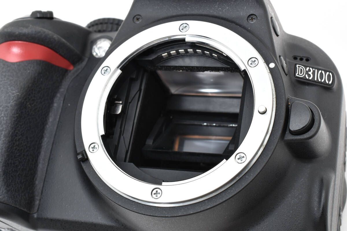 ☆美品☆ニコン Nikon D3100 ダブルズームキット ショット数9500回