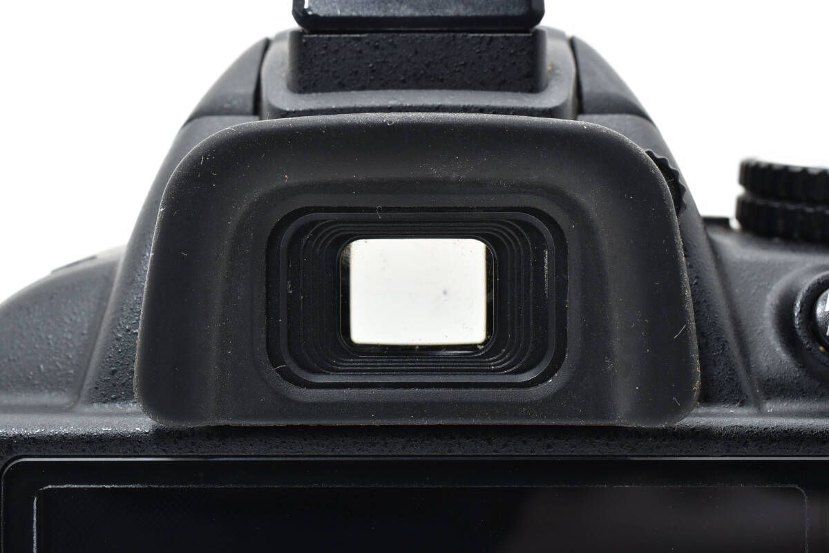 極美品｜Nikon D3100｜ショット数9.230枚｜デジタル｜M043 極美品｜Nikon D3100｜ショット数9.230枚｜デジタル｜M043 極美品