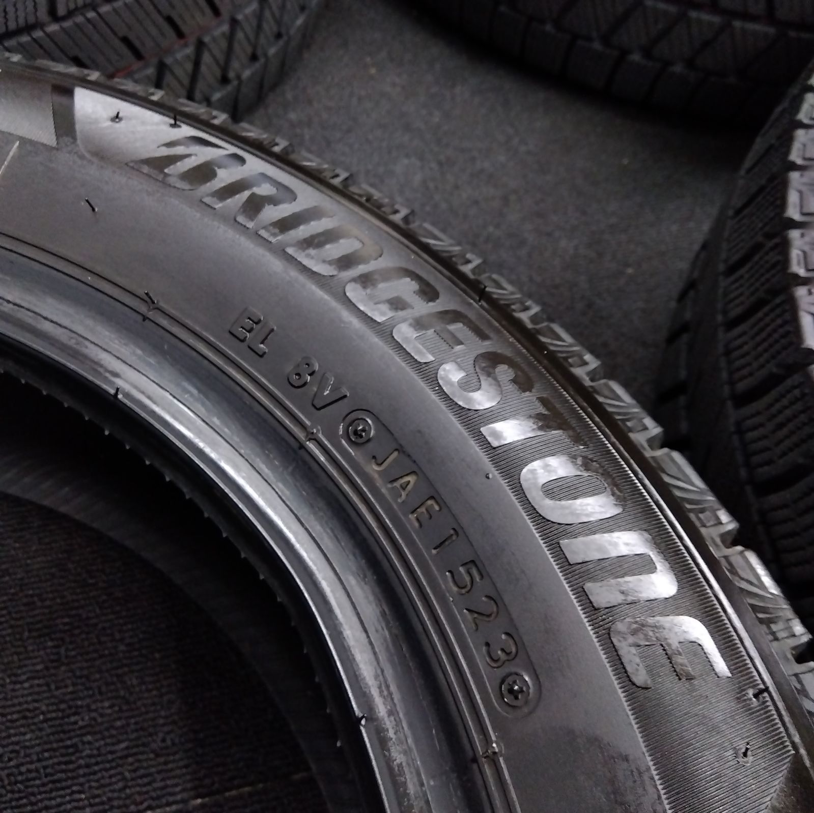 タイヤ４本セット ブリヂストン