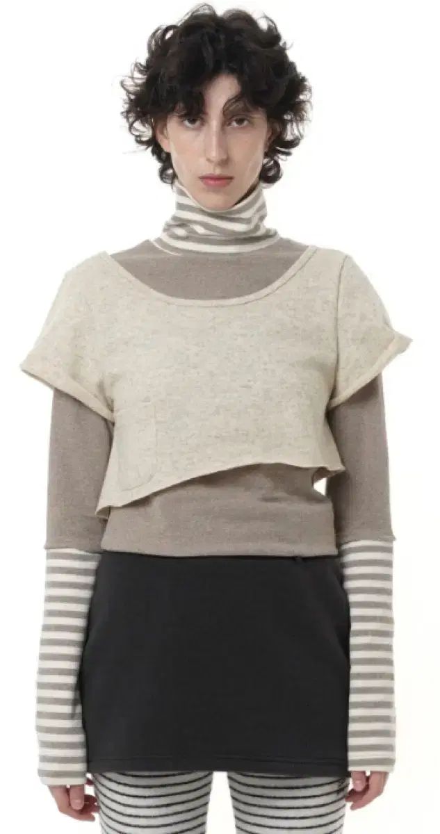 タンストダンス パヒ島 ウール ポケット クロップド トップス